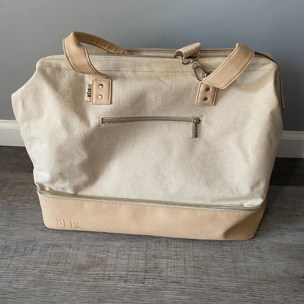 BEIS - The Weekender in Beige